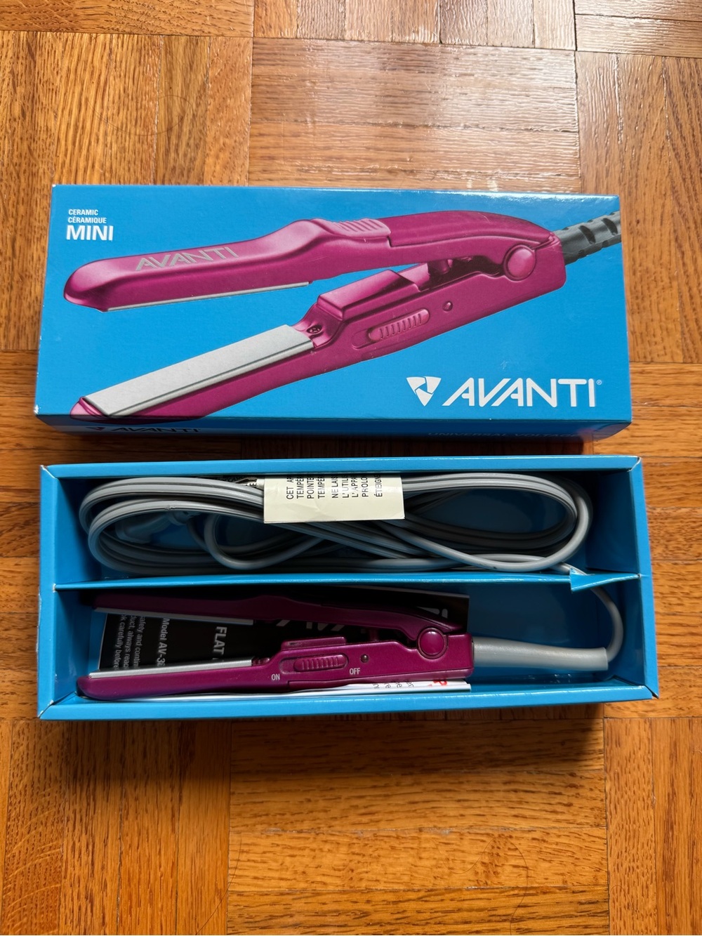 Avanti Mini Ceramic Flat Iron Straightener - Magenta